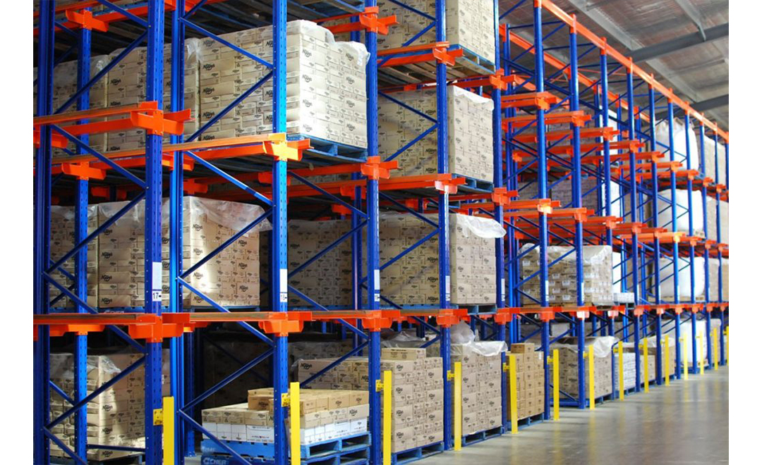 Drive-In Drive Through Pallet Rack 1